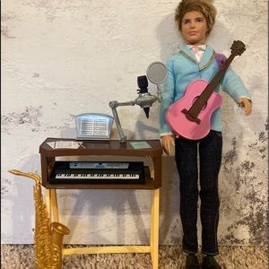 Rare Barbie Music set! Gently used! In great condition
